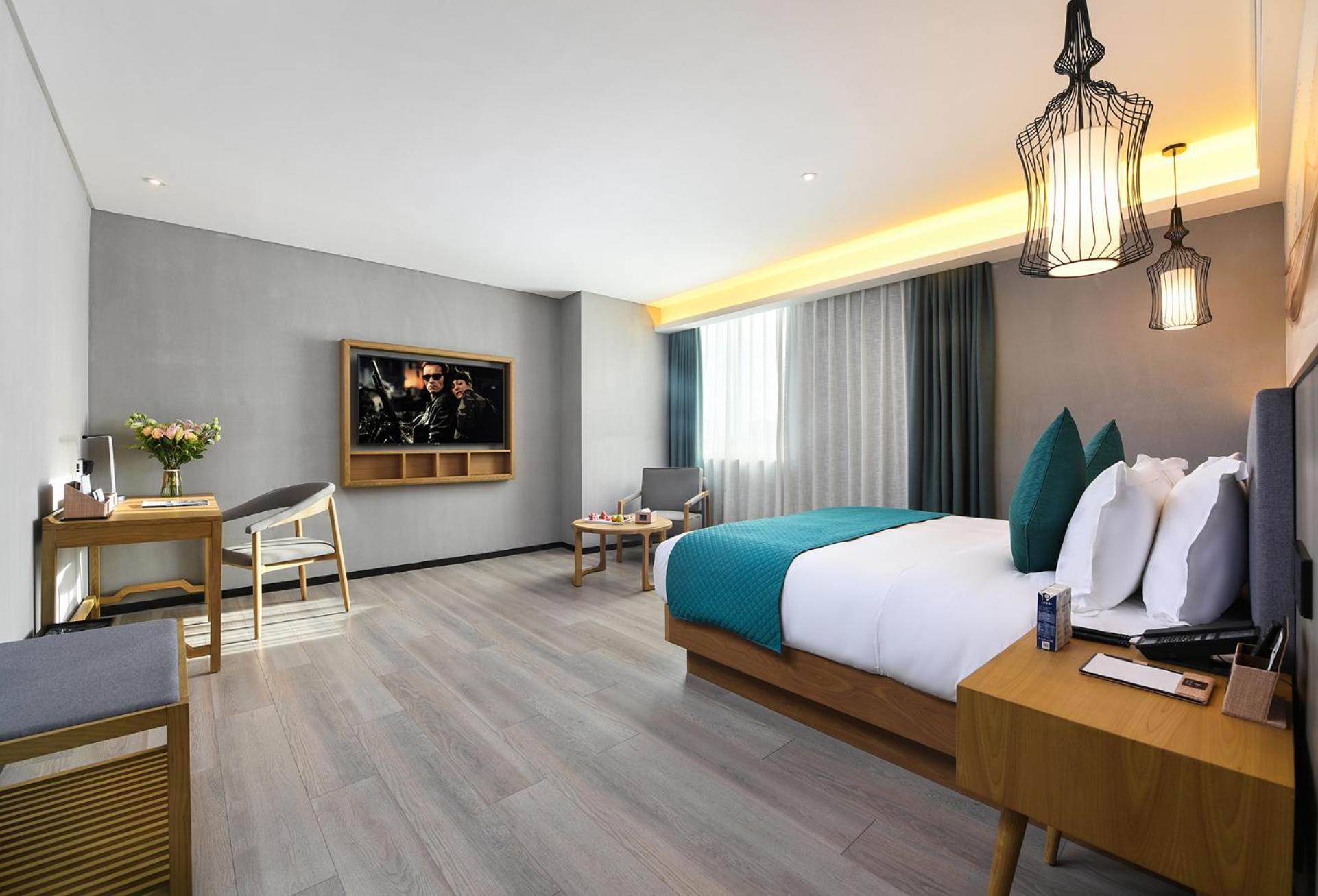 Mehood Lestie International Hotel Nancun Wanbo Metro Station Branch - Free Shuttle Bus To Canton Fair Complex During Canton Fair Period & Free Breakfast & Free Afternoon Tea & Free Midnight Snack & Free Vpn Internet Access Extérieur photo