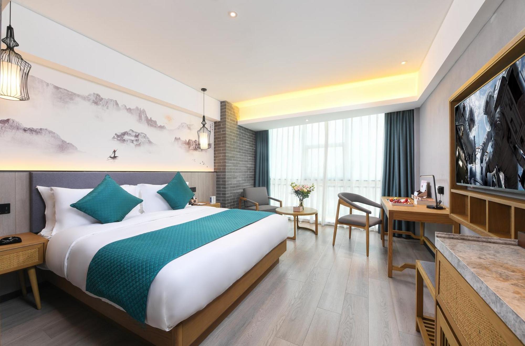 Mehood Lestie International Hotel Nancun Wanbo Metro Station Branch - Free Shuttle Bus To Canton Fair Complex During Canton Fair Period & Free Breakfast & Free Afternoon Tea & Free Midnight Snack & Free Vpn Internet Access Extérieur photo
